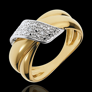 Adorned Yellow Gold Boucle dOr Ring 6 Diamonds